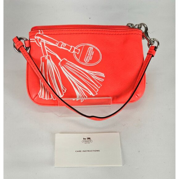 Coach Women's Peach Leather Wristlet With White Tassel Design Sz S 276 - Picture 9 of 9